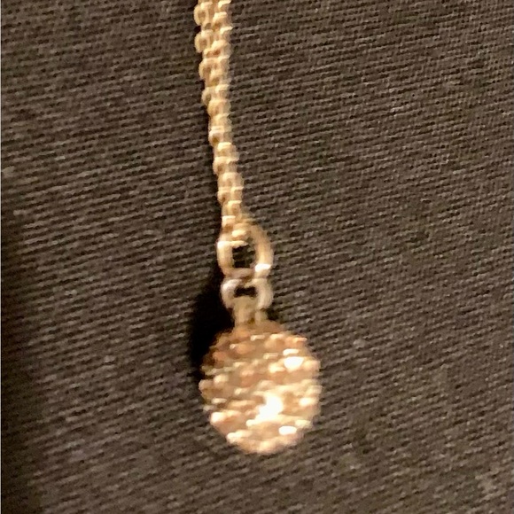 Stunning 🤩 Gold Tone Beautiful round Style crystals necklace!! 🤩 - Picture 12 of 12